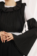 Flower Pleated Collar