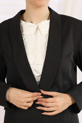 Pleated Layers Collar