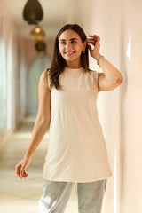 Wide Cut Top Short Neck