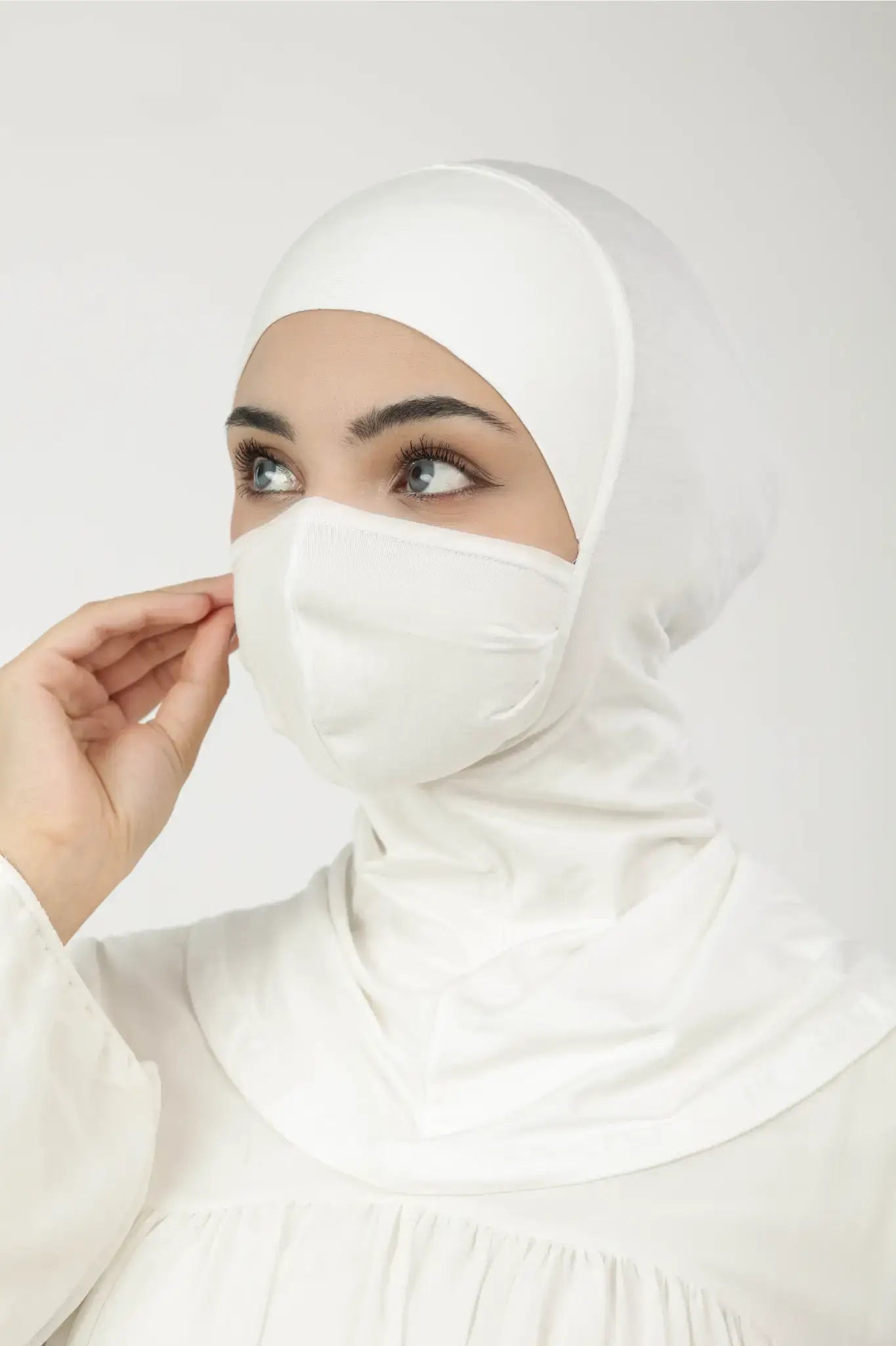 تلبيسة بالكمامة