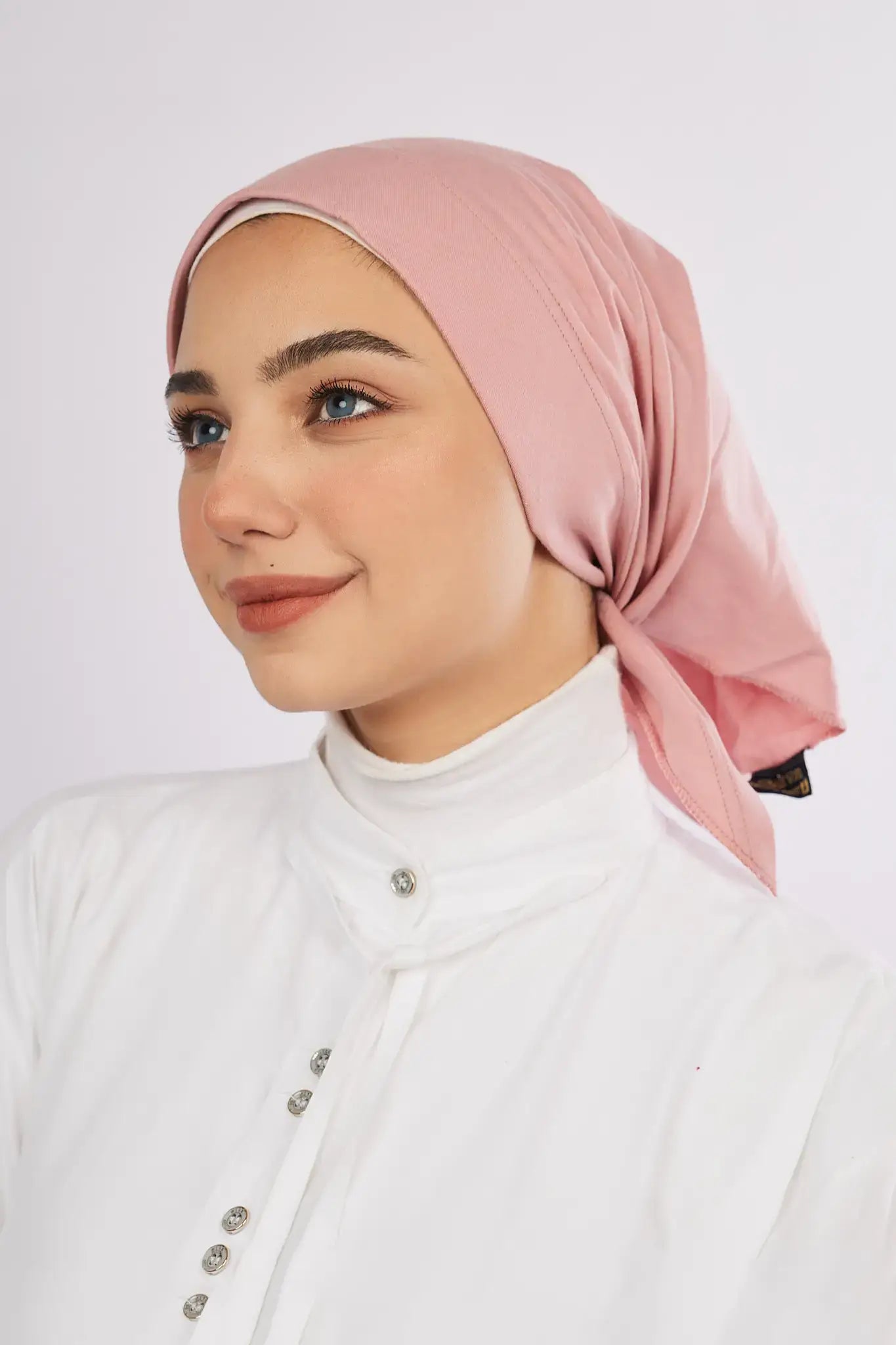 بندانا مثلث مبطنة