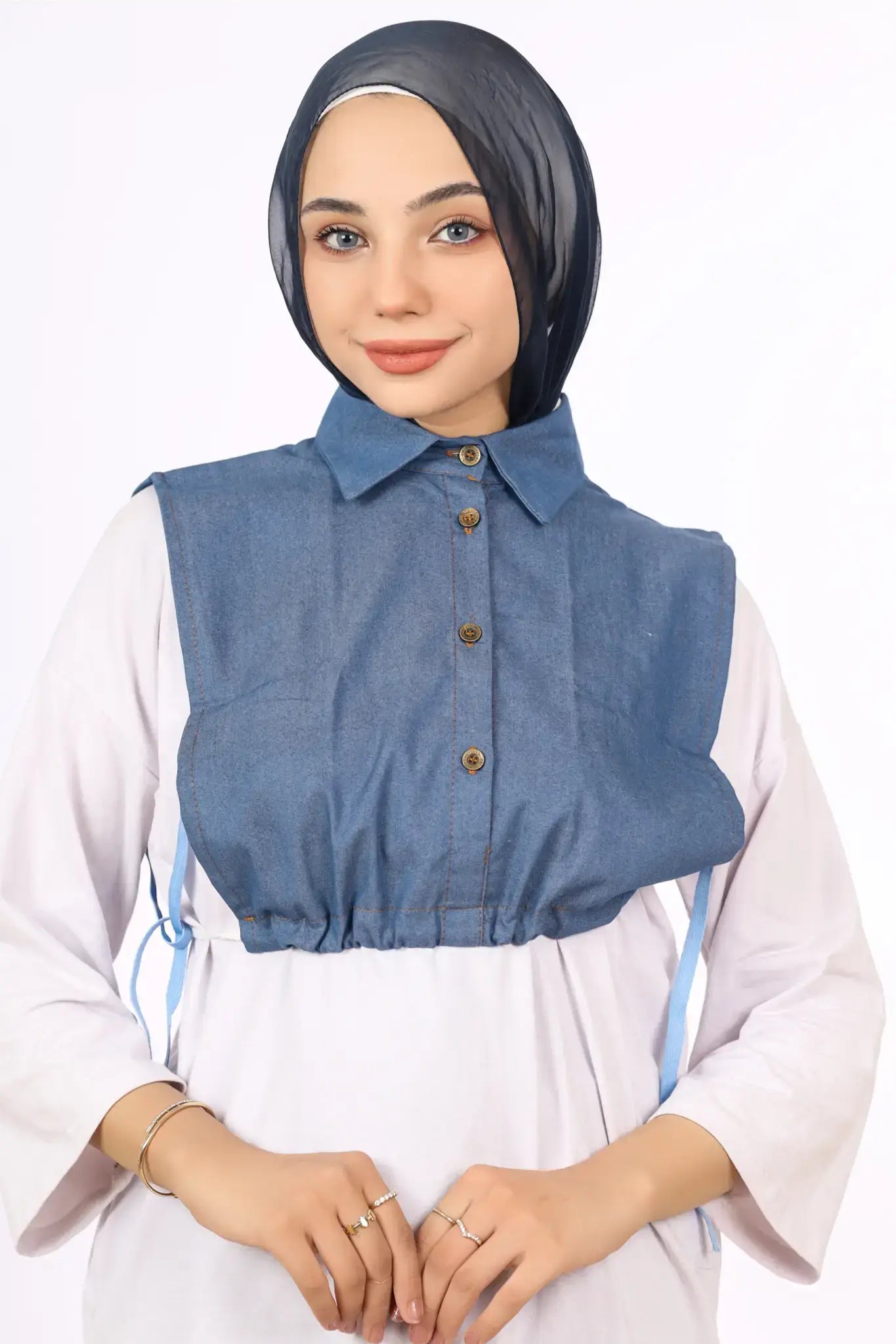 ياقة جينز