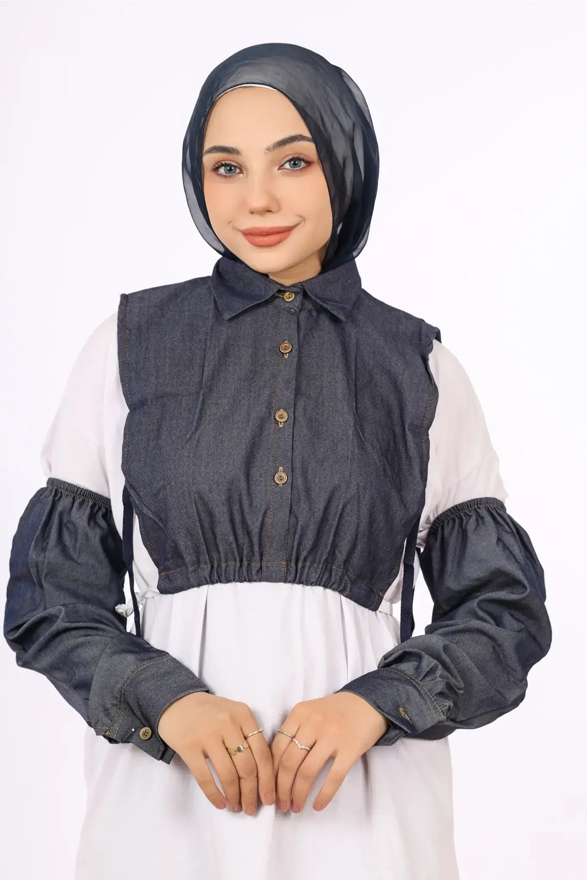  (عرض)ياقة جينز